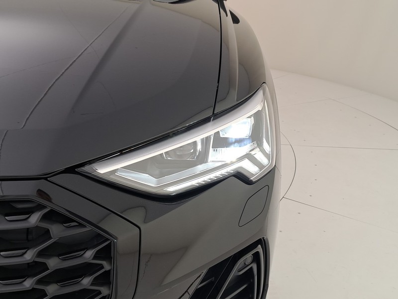 Audi Q3 sportback 35 2.0 tdi s line edition s-tronic