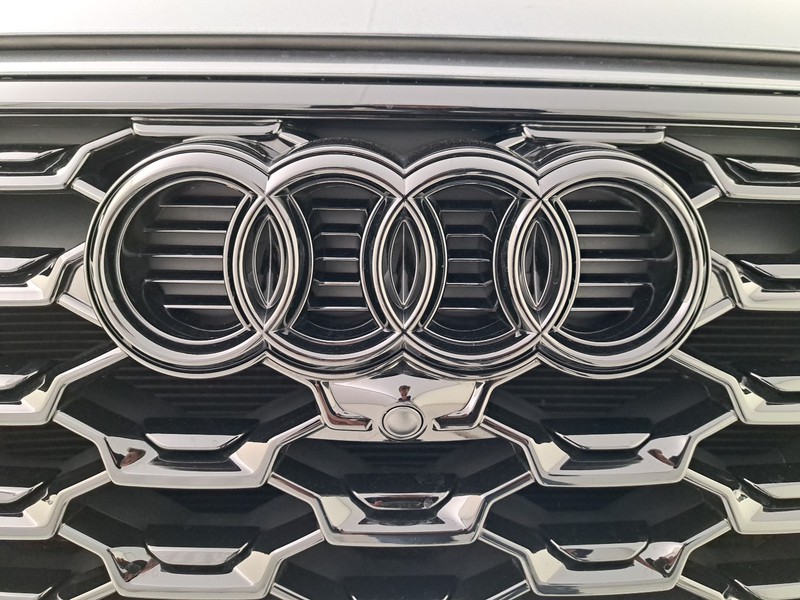 Audi Q5 2.0 tdi mhev+ s line edition quattro 204cv s-tronic