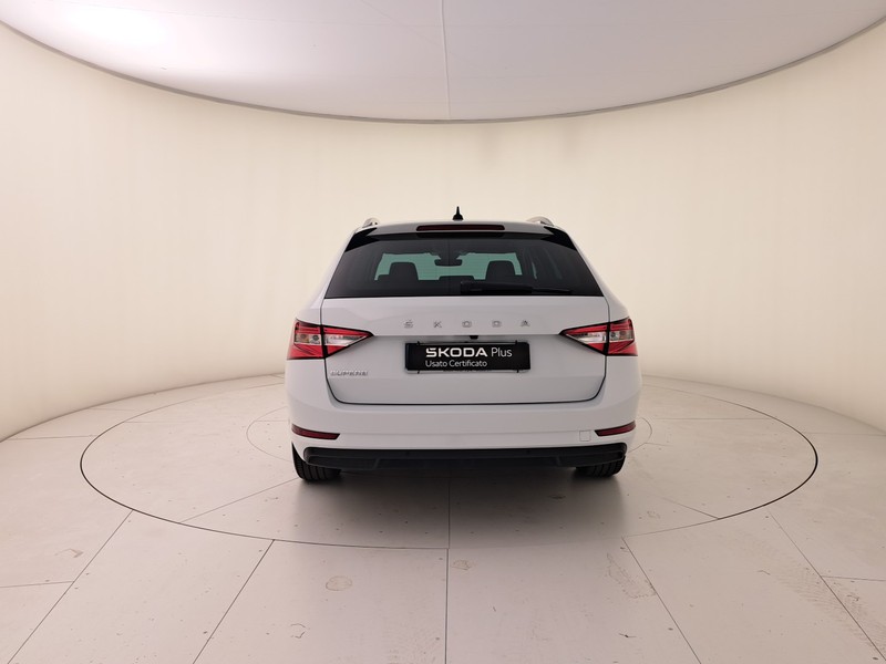 Skoda Superb wagon 2.0 tdi evo executive 150cv dsg
