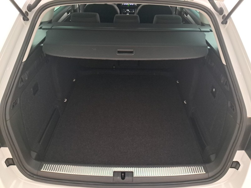 Skoda Superb wagon 2.0 tdi evo executive 150cv dsg
