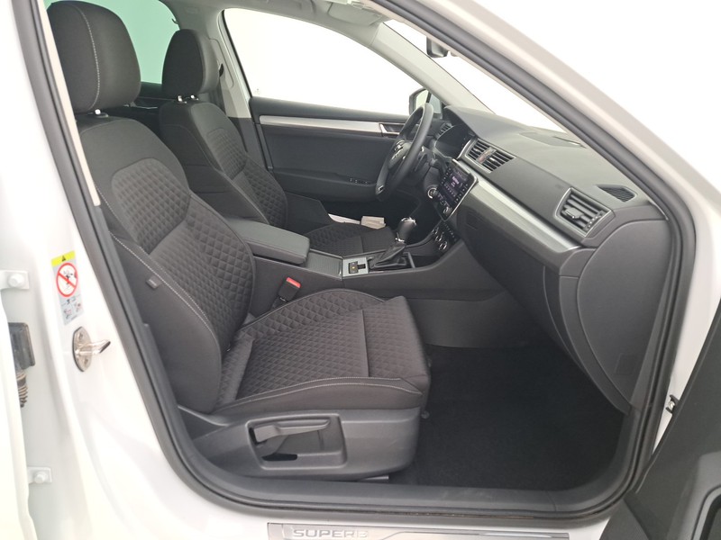 Skoda Superb wagon 2.0 tdi evo executive 150cv dsg