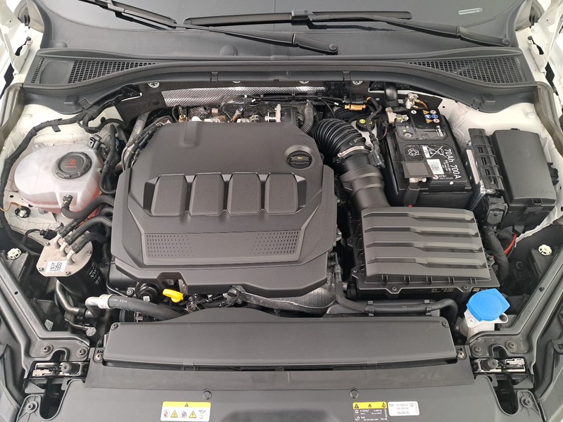 Skoda Superb wagon 2.0 tdi evo executive 150cv dsg
