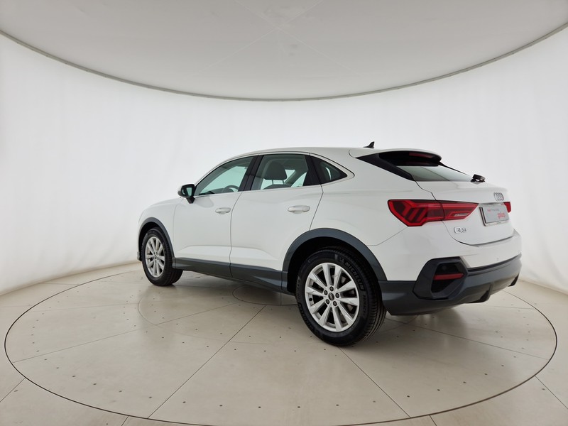 Audi Q3 sportback 35 2.0 tdi business plus