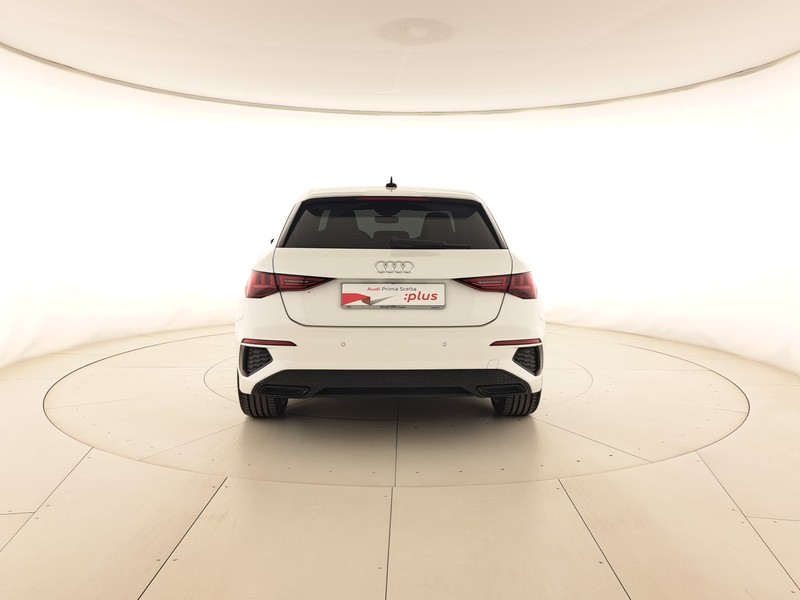 Audi A3 sportback 35 1.5 tfsi s line edition