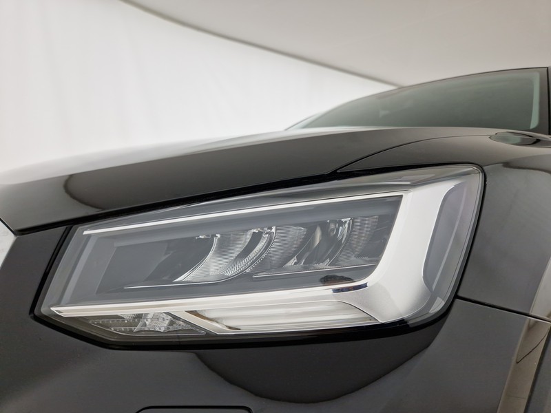 Audi Q2 30 2.0 tdi business s-tronic