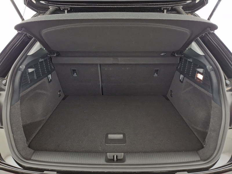 Audi Q2 30 2.0 tdi business s-tronic