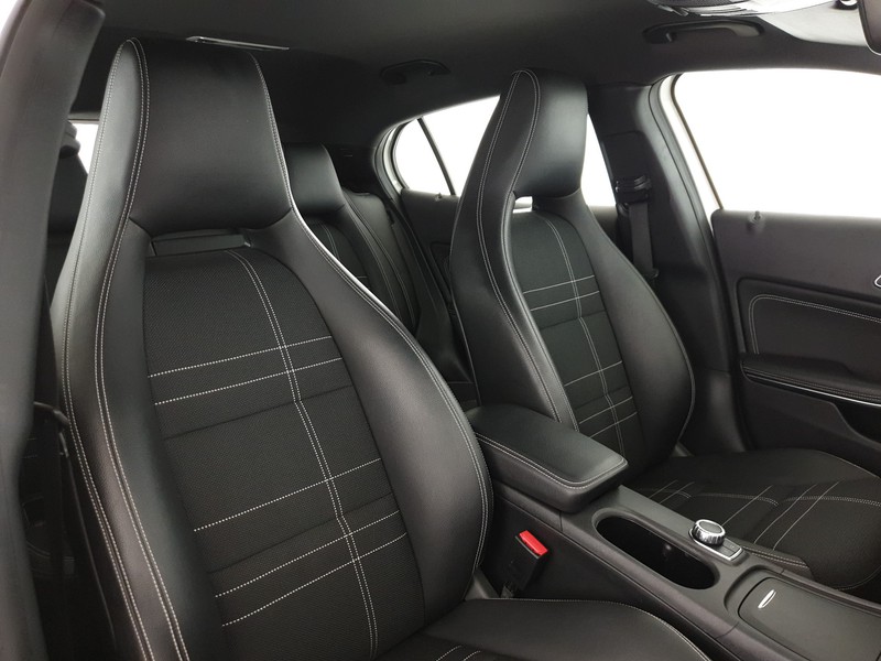 Mercedes-Benz GLA 200 d (cdi) executive auto