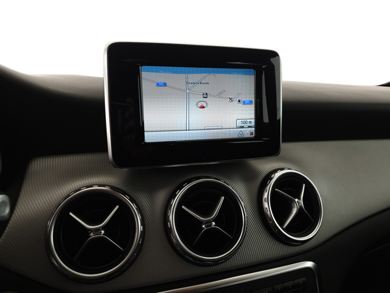 Mercedes-Benz GLA 200 d (cdi) executive auto