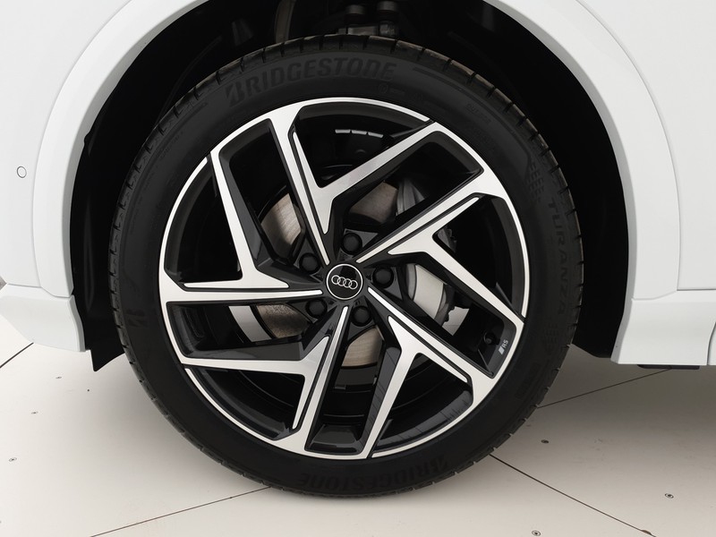 Audi Q6 e-tron 387CV quattro S line Edition