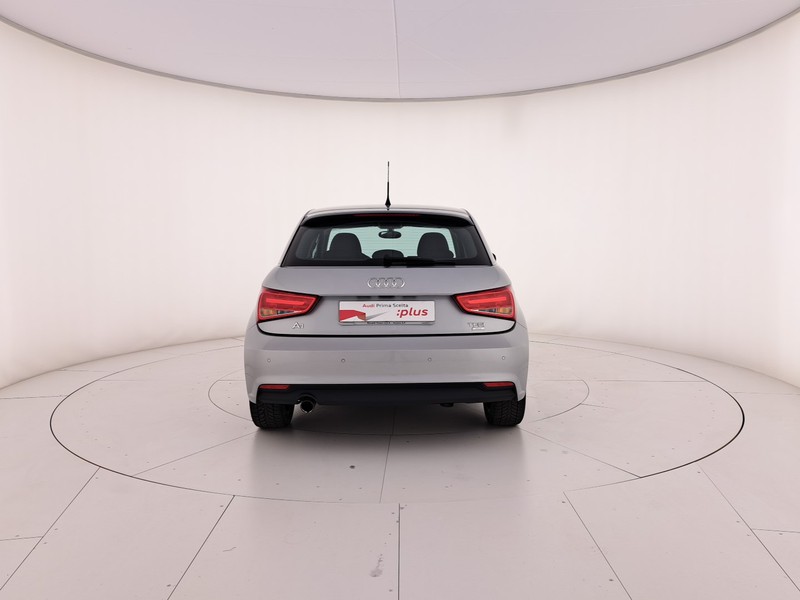 Audi A1 sportback 1.0 tfsi sport 82cv