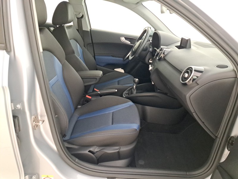 Audi A1 sportback 1.0 tfsi sport 82cv