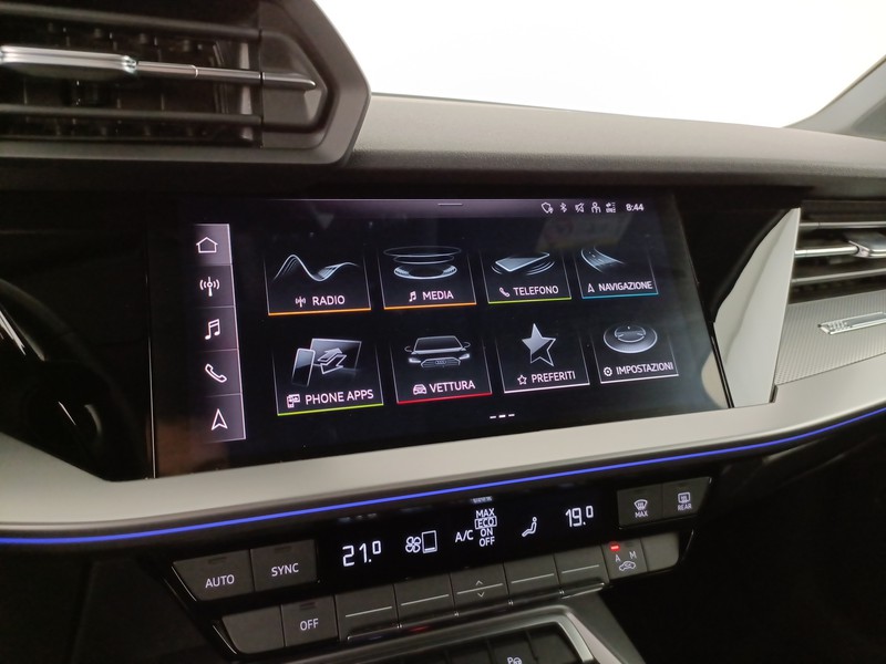 Audi A3 sportback 30 1.0 tfsi business advanced