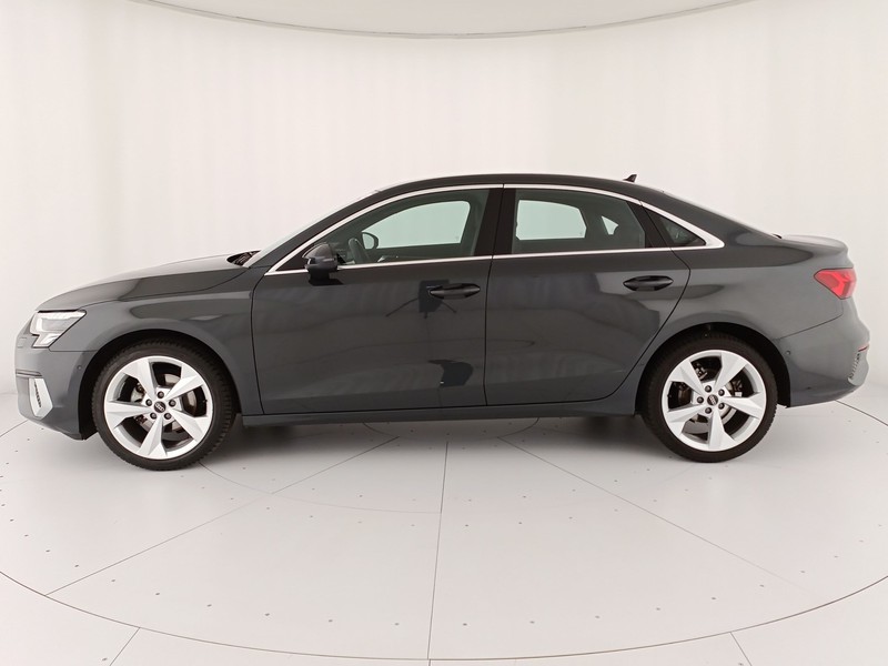 Audi A3 sedan 30 1.0 tfsi business advanced