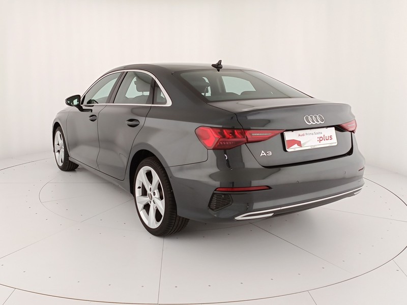 Audi A3 sedan 30 1.0 tfsi business advanced