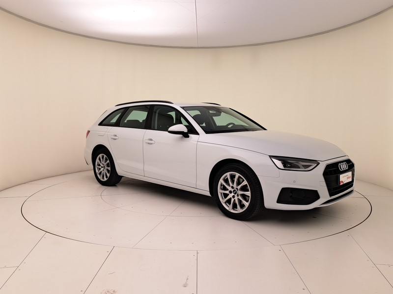 Audi A4 avant 30 2.0 tdi mhev business 136cv s-tronic