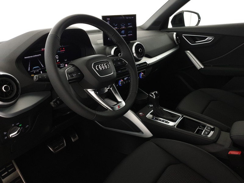 Audi SQ2 2.0TFSI 300CV quattro Sport Attitude