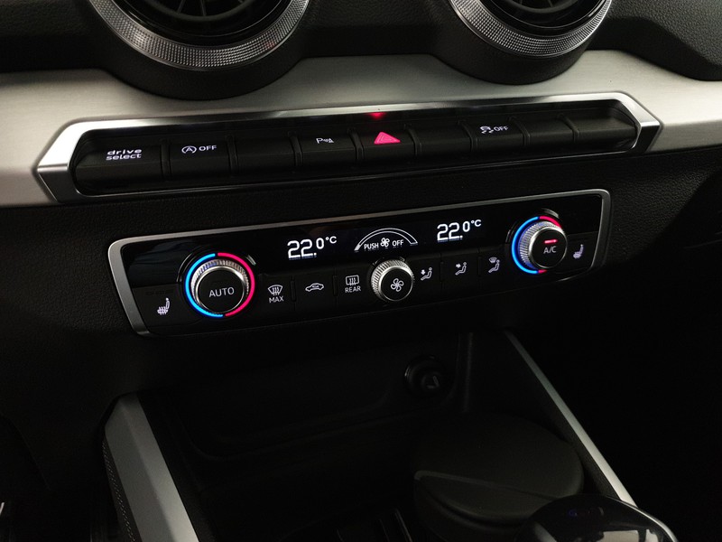 Audi SQ2 2.0TFSI 300CV quattro Sport Attitude