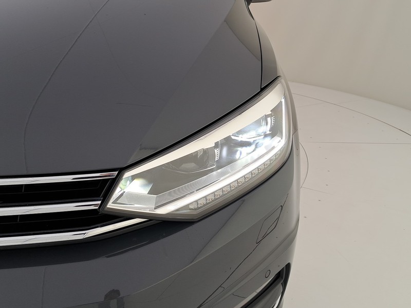 Volkswagen Touran 2.0 tdi executive dsg