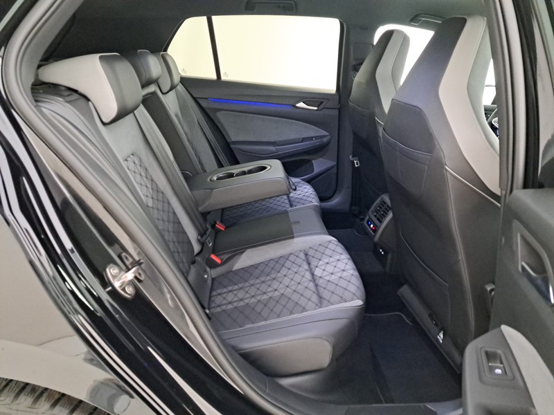 Volkswagen Golf 1.5 tsi evo r-line 130cv