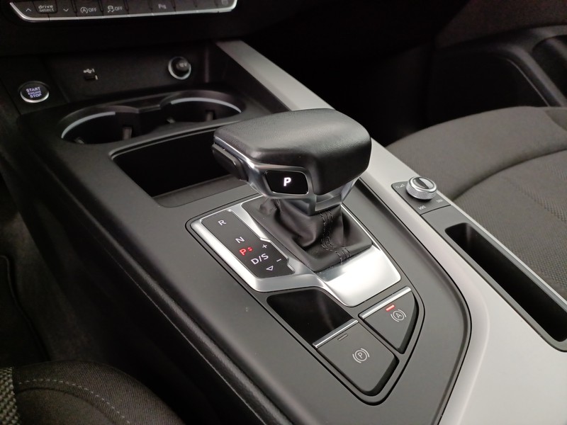 Audi A4 35 2.0 tdi mhev business advanced 163cv s-tronic