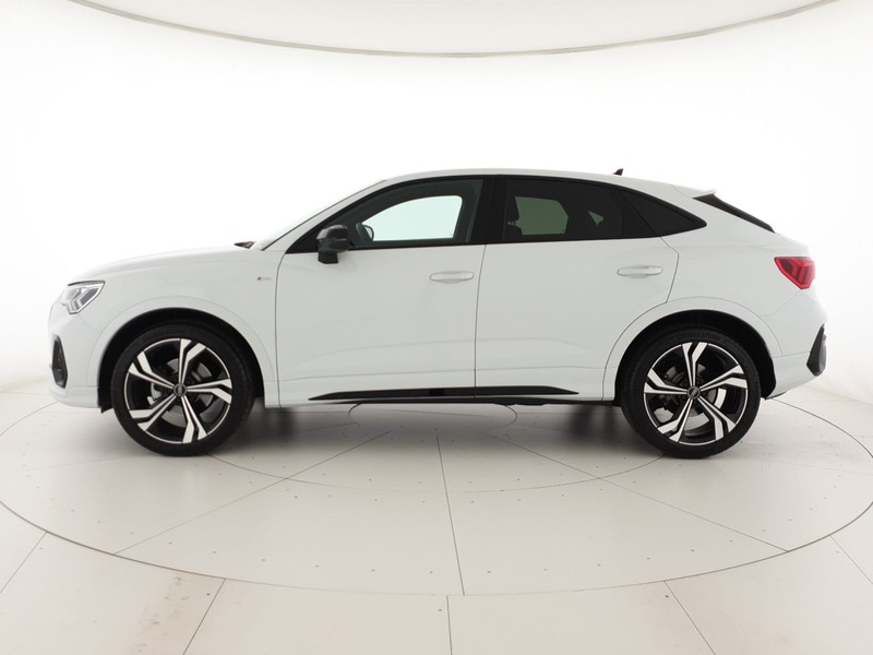 Audi Q3 Sportback 35TDI 150CV S tronic Identity Black