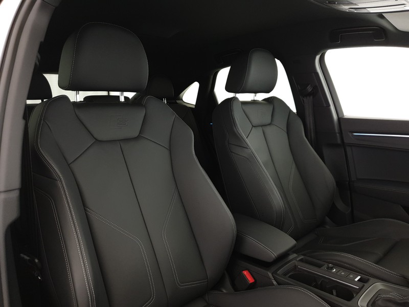 Audi Q3 Sportback 35TDI 150CV S tronic Identity Black