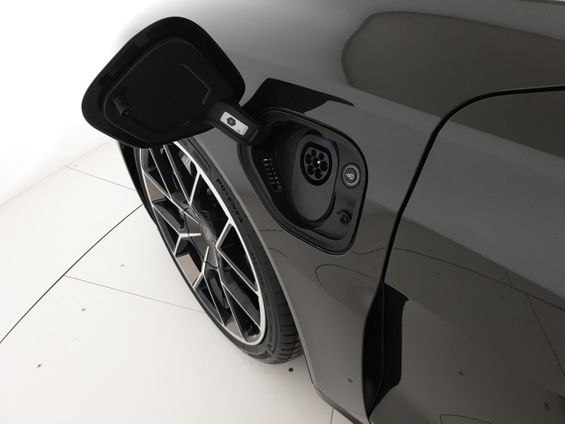 Audi RS e-tron GT 925CV Performance Exclusive Edition
