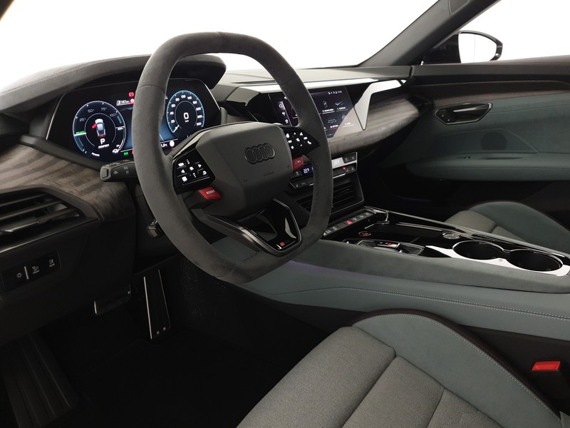 Audi RS e-tron GT 925CV Performance Exclusive Edition