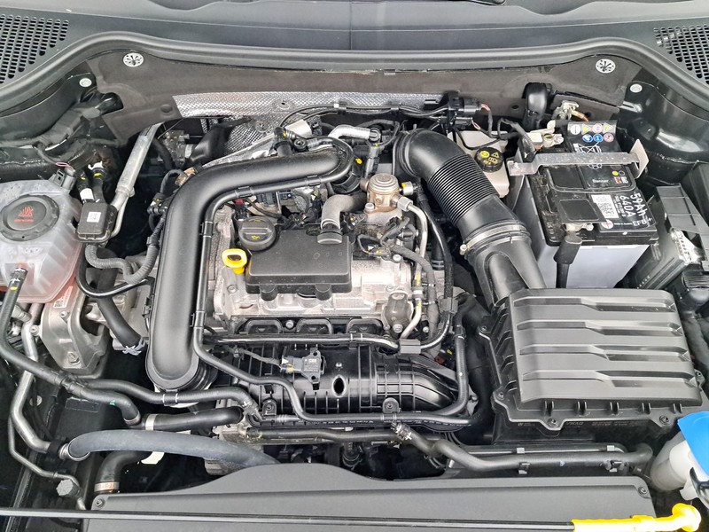 Skoda Karoq 1.0 tsi executive 115cv