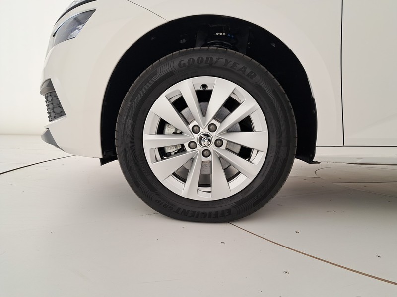 Skoda Kamiq 1.0 tsi ambition 95cv