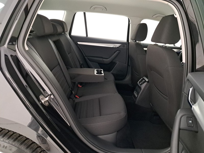 Skoda Octavia wagon 1.6 tdi ambition 115cv