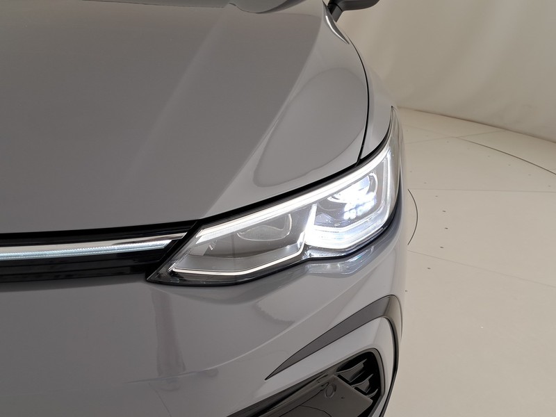 Volkswagen Golf 1.5 etsi evo r-line 150cv dsg