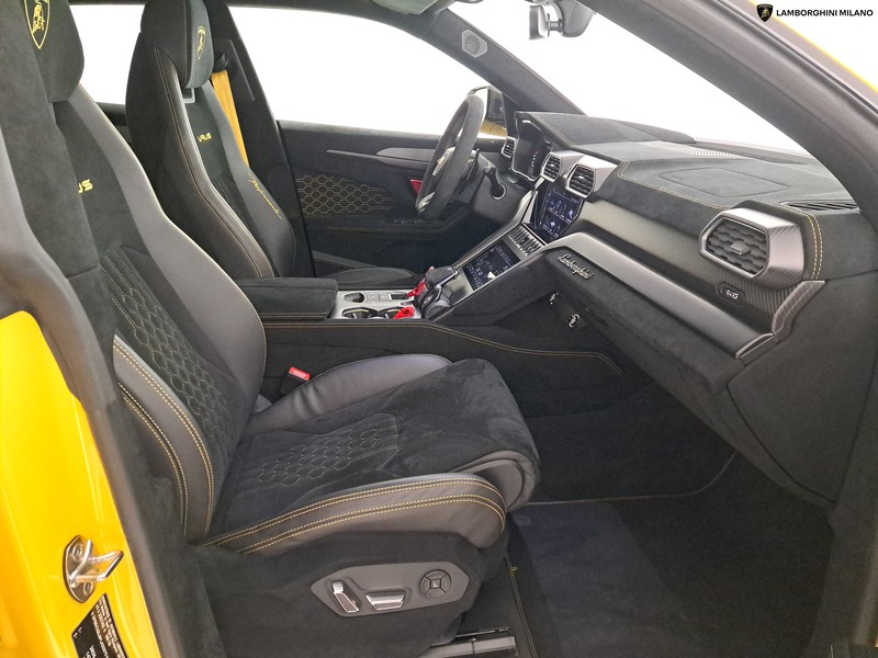Lamborghini Urus 4.0 v8 performante auto