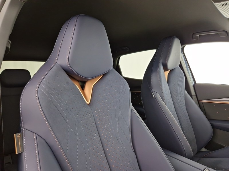 Cupra Tavascan 77kwh endurance immersive rwd