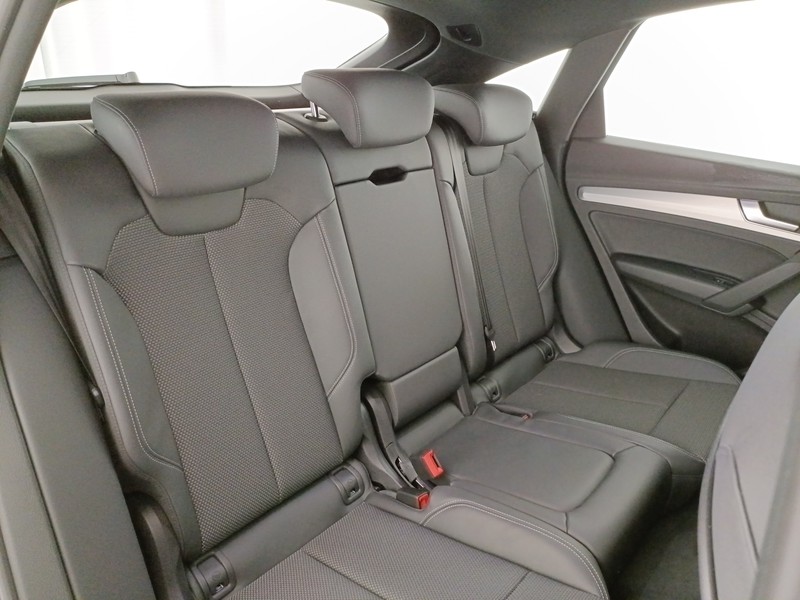 Audi Q5 sportback 40 2.0 tdi mhev 12v s line plus quattro s-tronic
