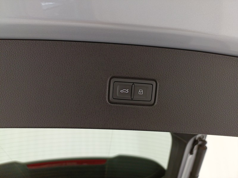 Audi Q5 sportback 40 2.0 tdi mhev 12v s line plus quattro s-tronic