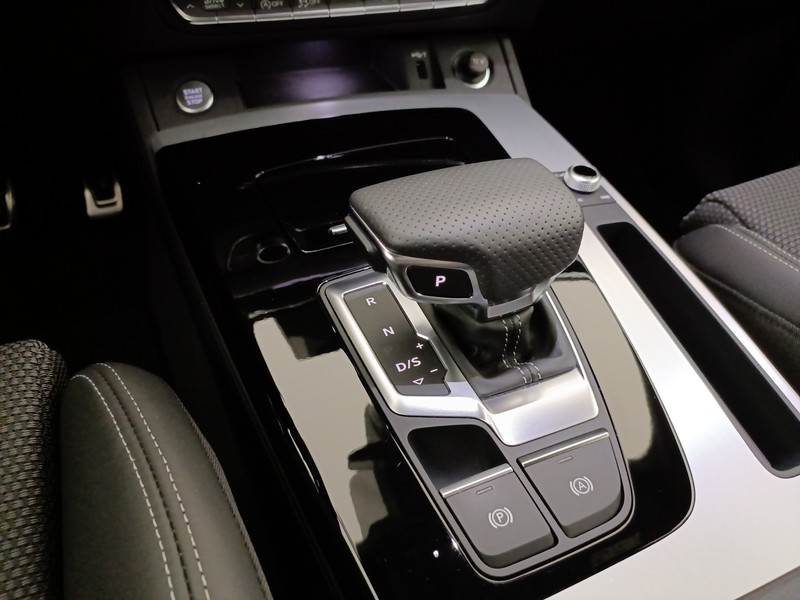 Audi Q5 sportback 40 2.0 tdi mhev 12v s line plus quattro s-tronic