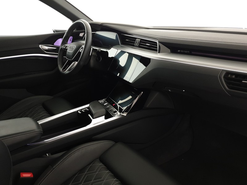 Audi Q8 e-tron Sportback 55 408CV quattro S line Edition
