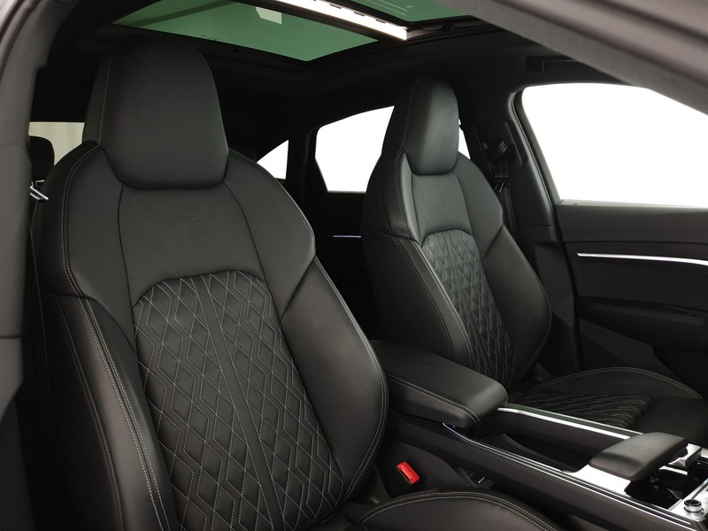 Audi Q8 e-tron Sportback 55 408CV quattro S line Edition