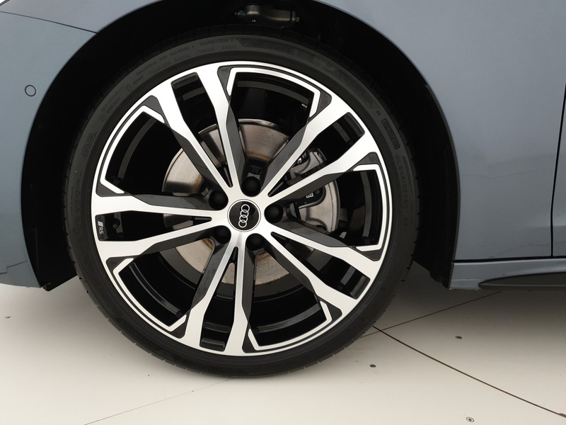 Audi A5 Avant 2.0TDI 204CV quattro S tronic S line Edition