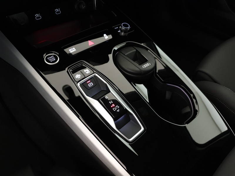 Audi A5 Avant 2.0TDI 204CV quattro S tronic S line Edition