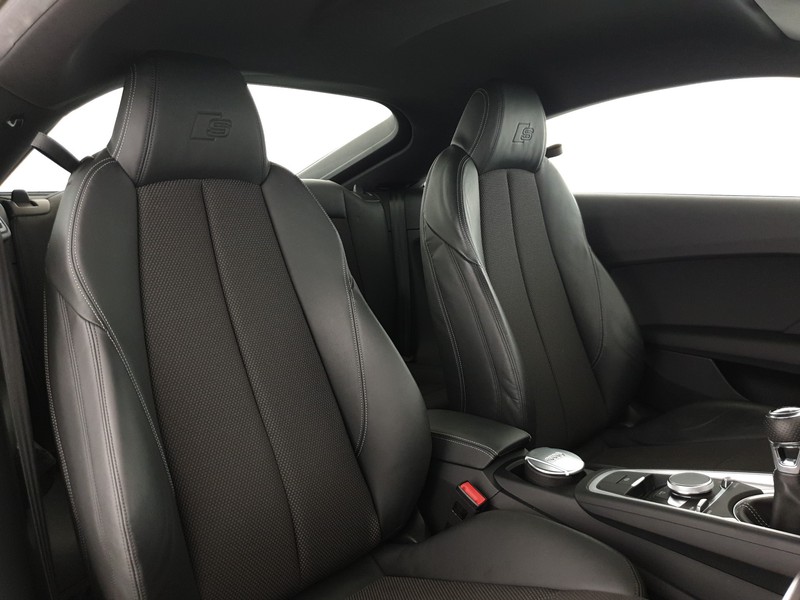 Audi TT 1.8TFSI 180CV S Line