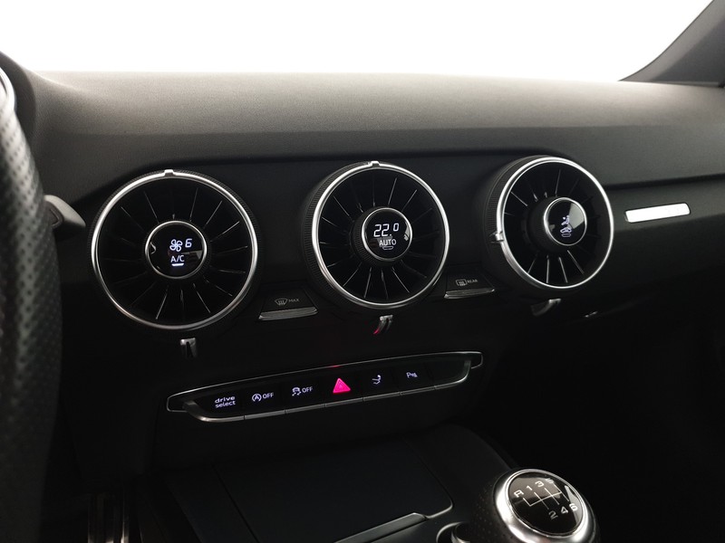 Audi TT 1.8TFSI 180CV S Line