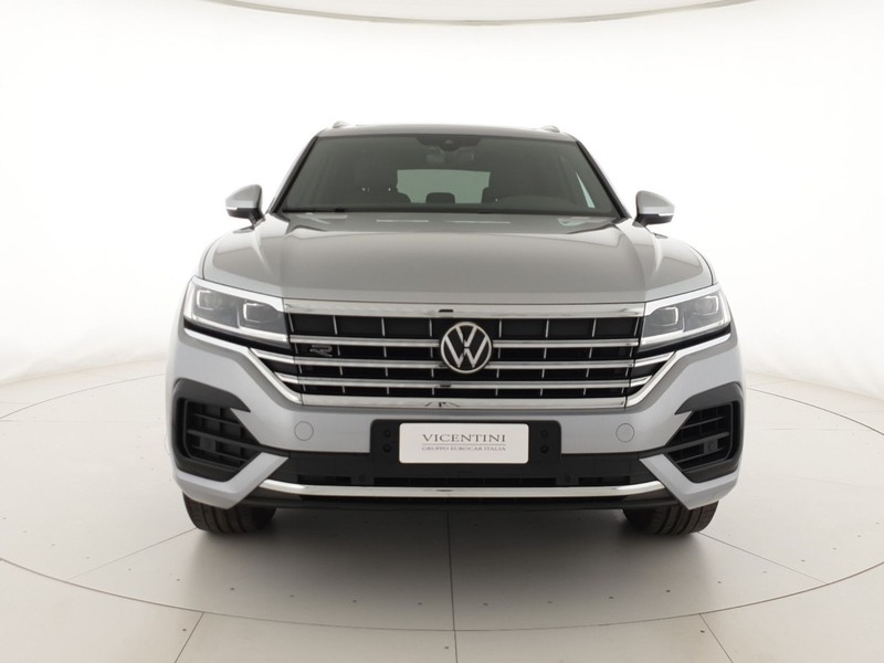 Volkswagen Touareg 3.0 v6 tdi elegance r-line exterior pack 286cv tiptronic