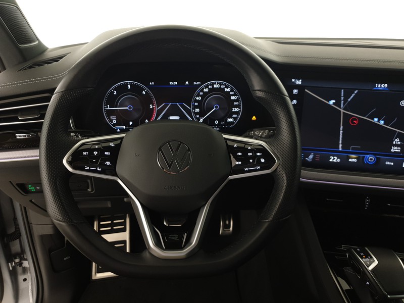 Volkswagen Touareg 3.0 v6 tdi elegance r-line exterior pack 286cv tiptronic