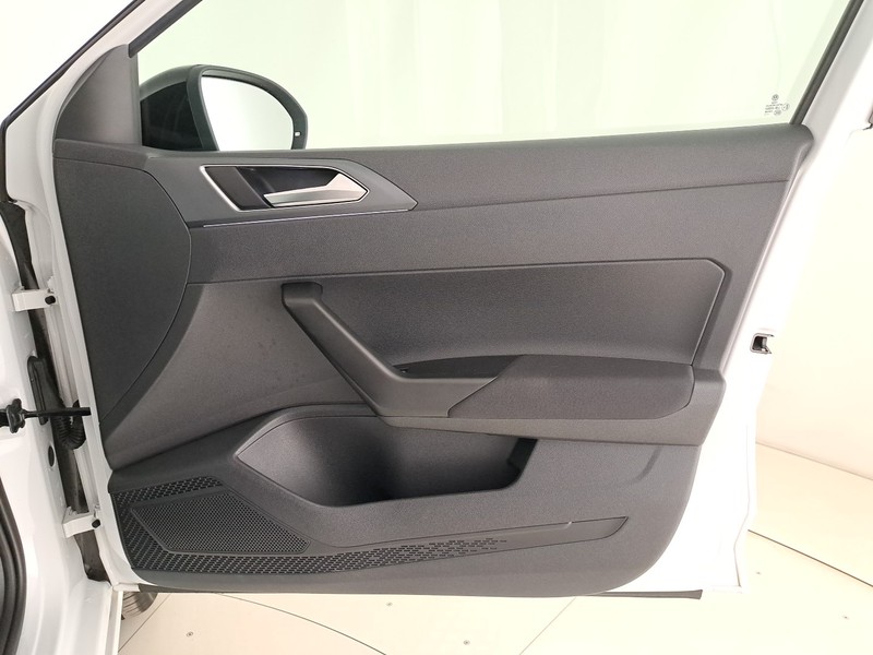 Volkswagen Taigo 1.0 tsi r-line 110cv dsg