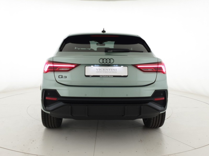 Audi Q3 Sportback 35TDI 150CV S tronic Identity Black