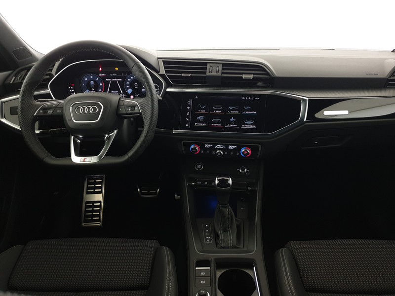 Audi Q3 Sportback 35TDI 150CV S tronic Identity Black