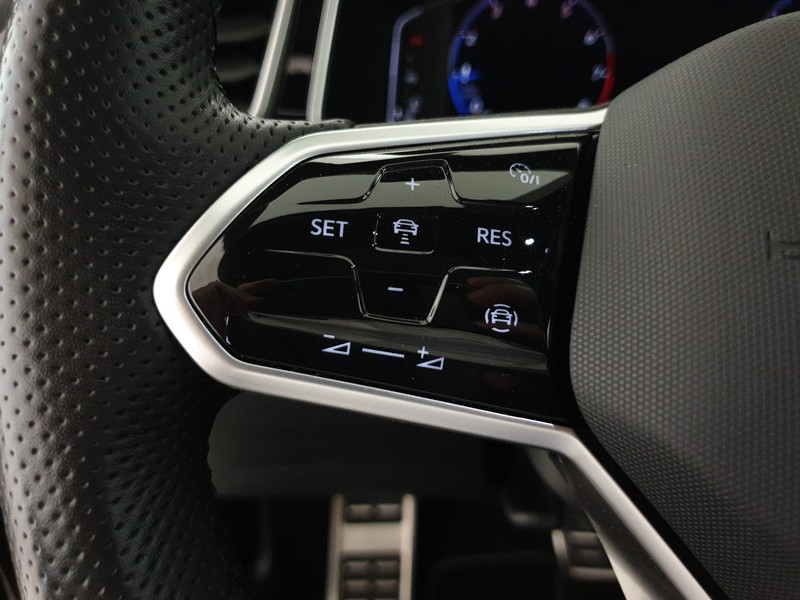 Volkswagen T-Roc 1.5 tsi r-line dsg