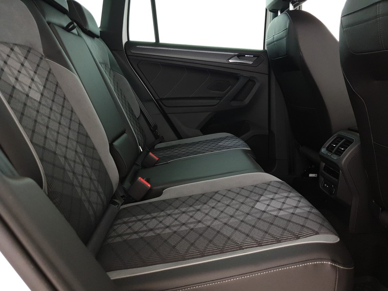 Volkswagen Tiguan 2.0 tdi r-line 150cv dsg